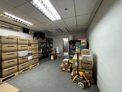 Leong Huat Building (D13), Factory #496503281